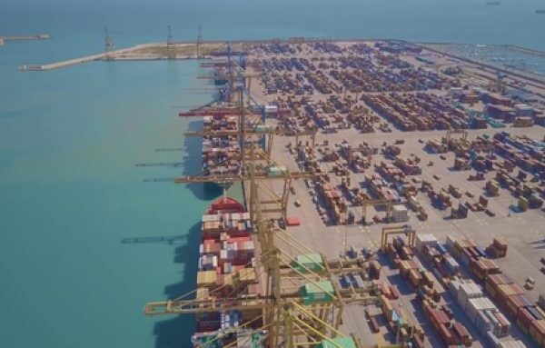 The rise in the spot price of containers is a gift for transport companies as new contract deals approach